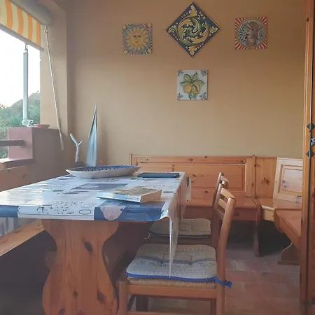 Feriehus Il Faro Di Renella *